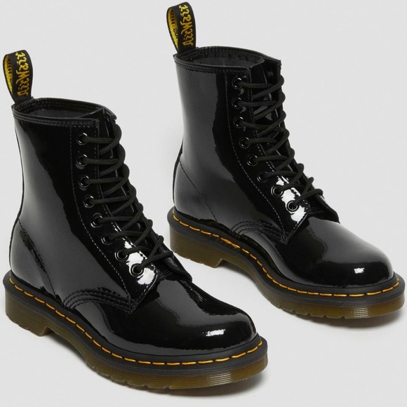 Dr. Martens Shoes - Woman’s Dr.Martens boots